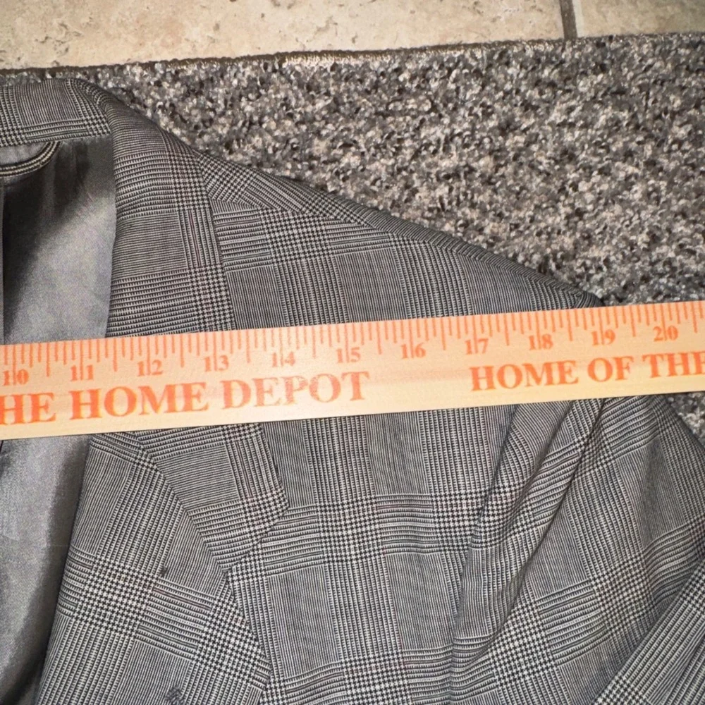 Vintage 80s Christian Dior Monsieur 42R Grey Glen Plaid Wool Blazer Sport Coat - Picture 4 of 8